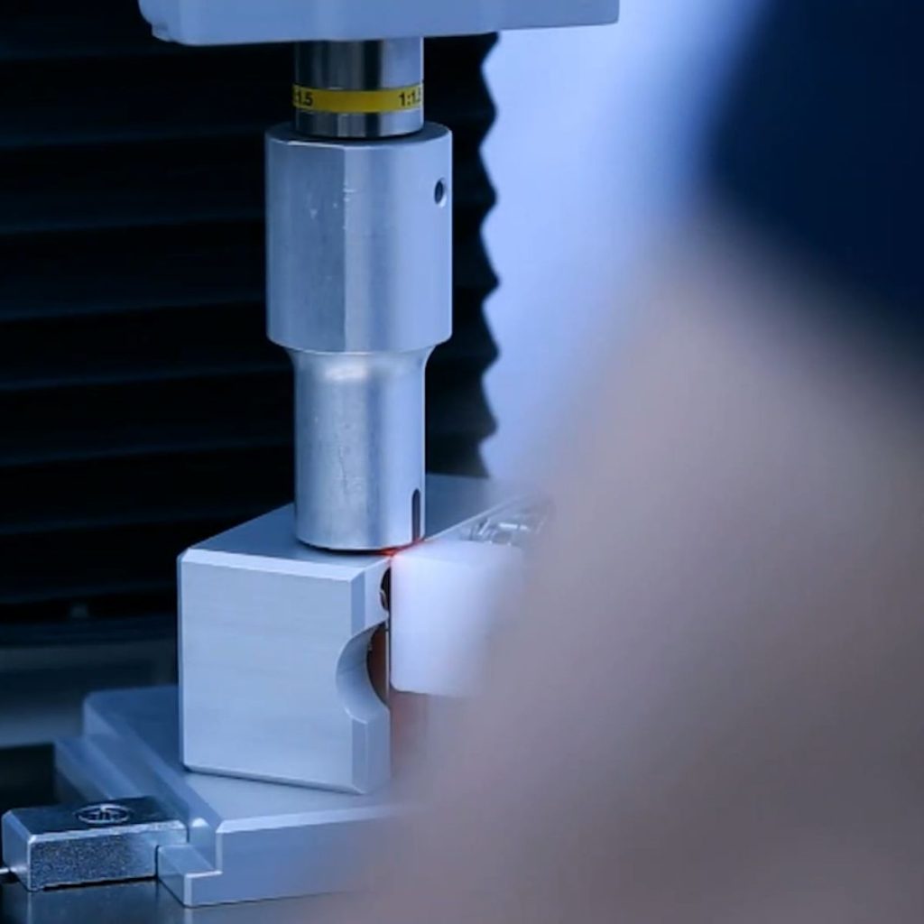 Ultrasonic weld joint designs for plastics